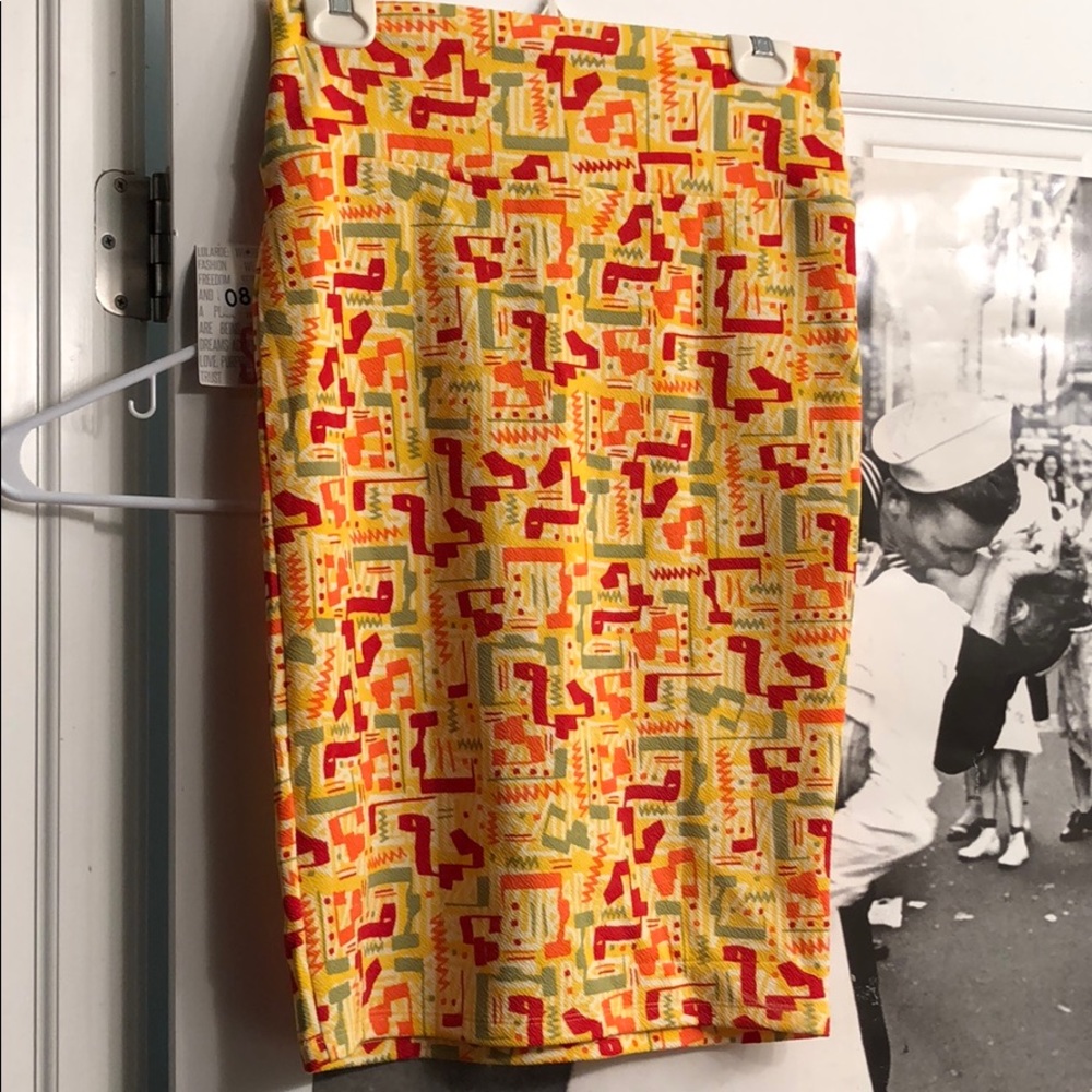 Lularoe Cassie skirt